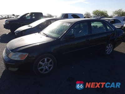 2000 TOYOTA AVALON XL 4T1BF28B0YU078397 - główne zdjęcie licytacji z USA - miniatura