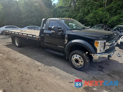 2017 FORD F550 SUPER DUTY 1FDUF5GT2HED19245 - główne zdjęcie licytacji z USA - miniatura