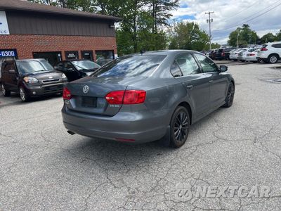 Czwarte zdjęcie samochodu z boku: 2012 VOLKSWAGEN JETTA SEL VIN:3VWLP7AJ8CM313661 - miniatura