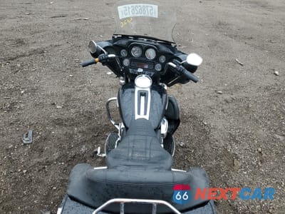 Zdjęcie 6 z 9 samochodu: 2012 HARLEY-DAVIDSON FLHTK ELECTRA GLIDE ULTRA LIMITED VIN:1HD1KEM10CB690466 - miniatura