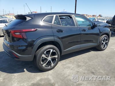 Trzecie zdjęcie samochodu z tyłu: 2024 CHEVROLET TRAX 1RS VIN:KL77LGE21RC095220 - miniatura