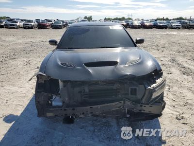 Piąte zdjęcie samochodu w środku: 2018 DODGE CHARGER SRT HELLCAT VIN:2C3CDXL96JH113084 - miniatura