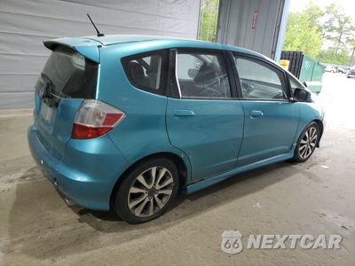 Trzecie zdjęcie samochodu z tyłu: 2012 HONDA FIT SPORT VIN:JHMGE8H53CC008612 - miniatura