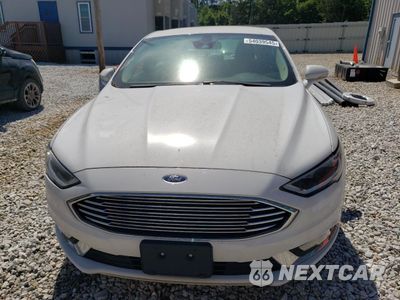 Piąte zdjęcie samochodu w środku: 2017 FORD FUSION SE HYBRID VIN:3FA6P0LU2HR409493 - miniatura
