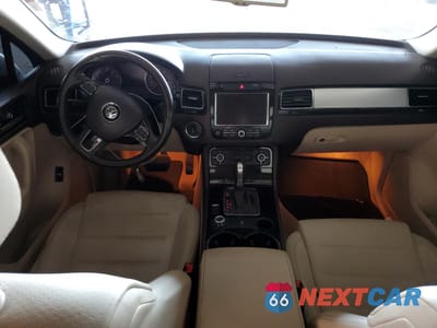 Zdjęcie 8 z 13 samochodu: 2012 VOLKSWAGEN TOUAREG V6 VIN:WVGEF9BP5CD009322 - miniatura