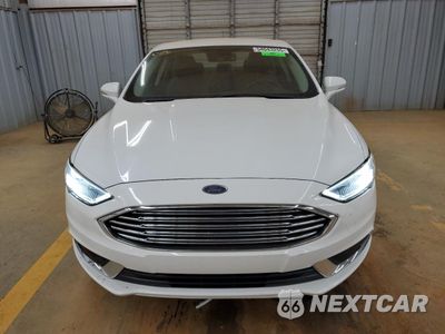 Piąte zdjęcie samochodu w środku: 2018 FORD FUSION SE HYBRID VIN:3FA6P0LU7JR171999 - miniatura