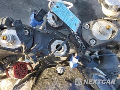 Zdjęcie 7 z 9 samochodu: 2007 KAWASAKI ZX1400 A VIN:JKBZXNA147A016185 - miniatura