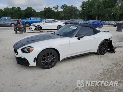 2017 FIAT 124 SPIDER CLASSICA JC1NFAEK8H0114759 - główne zdjęcie licytacji z USA - miniatura