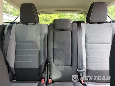 Zdjęcie 10 z 13 samochodu: 2016 FORD ESCAPE SE VIN:1FMCU0GX5GUB34800 - miniatura