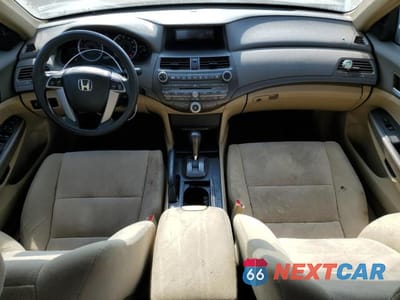 Zdjęcie 8 z 12 samochodu: 2009 HONDA ACCORD LXP VIN:1HGCP26499A134710 - miniatura