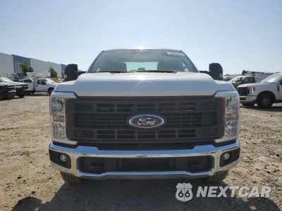 Piąte zdjęcie samochodu w środku: 2024 FORD F250 SUPER DUTY VIN:1FT7X2AA2REF61958 - miniatura