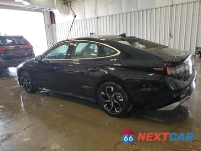 Drugie zdjęcie samochodu z przodu: 2024 HYUNDAI SONATA SEL VIN:KMHL64JA9RA377729 - miniatura