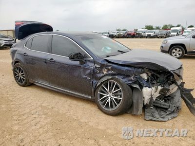 Czwarte zdjęcie samochodu z boku: 2021 TOYOTA CAMRY SE VIN:4T1G11AKXMU479894 - miniatura