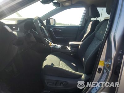 Zdjęcie 7 z 15 samochodu: 2020 TOYOTA RAV4 XLE VIN:2T3R6RFV5LW001416 - miniatura