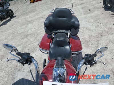 Piąte zdjęcie samochodu w środku: 2020 HARLEY-DAVIDSON FLTRK VIN:1HD1KZF16LB631698 - miniatura