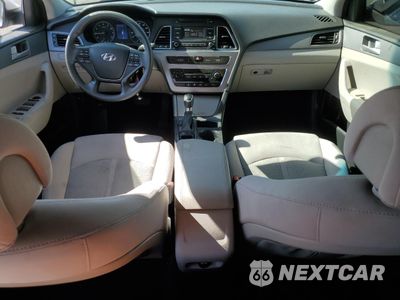 Zdjęcie 8 z 12 samochodu: 2017 HYUNDAI SONATA SE VIN:5NPE24AF5HH528660 - miniatura