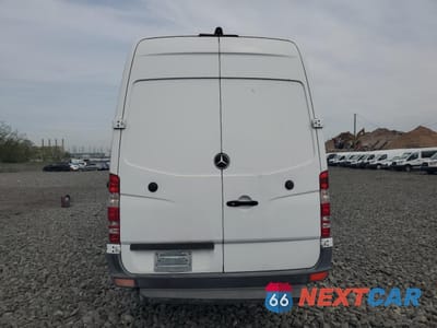 Zdjęcie 6 z 13 samochodu: 2015 MERCEDES-BENZ SPRINTER 2500 VIN:WD3PE8CC8FP106002 - miniatura
