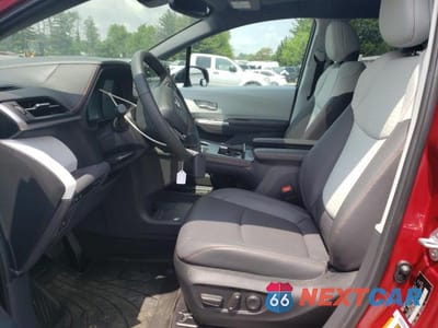 Zdjęcie 7 z 13 samochodu: 2024 TOYOTA SIENNA XSE VIN:5TDDSKFC9RS146898 - miniatura