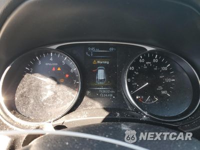 Zdjęcie 9 z 14 samochodu: 2016 NISSAN ROGUE S VIN:5N1AT2MTXGC752076 - miniatura