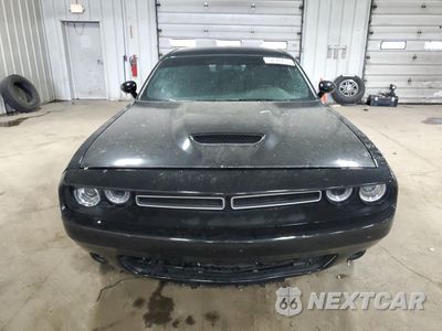 Piąte zdjęcie samochodu w środku: 2021 DODGE CHALLENGER R/T VIN:2C3CDZBT3MH520874 - miniatura