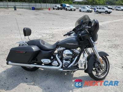 2016 HARLEY-DAVIDSON FLHX STREET GLIDE 1HD1KBM18GB630228 - główne zdjęcie licytacji z USA - miniatura