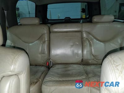 Zdjęcie 10 z 13 samochodu: 2002 GMC YUKON XL K1500 VIN:1GKFK16Z62J244060 - miniatura