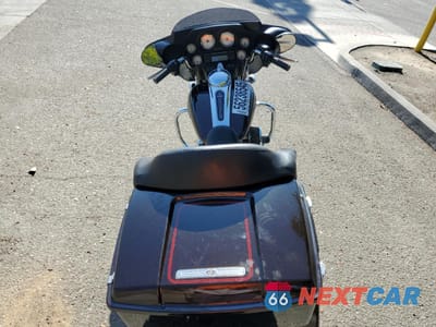 Zdjęcie 6 z 9 samochodu: 2011 HARLEY-DAVIDSON FLHX VIN:1HD1KBM34BB650471 - miniatura