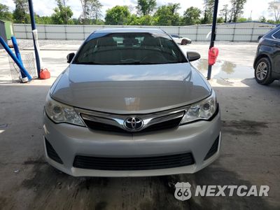 Piąte zdjęcie samochodu w środku: 2014 TOYOTA CAMRY L VIN:4T1BF1FK7EU454084 - miniatura
