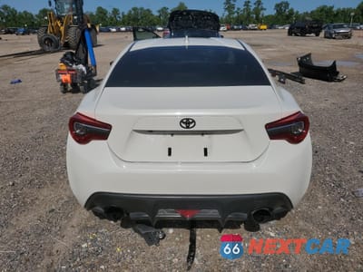 Zdjęcie 6 z 14 samochodu: 2017 TOYOTA 86 BASE VIN:JF1ZNAA11H9711273 - miniatura