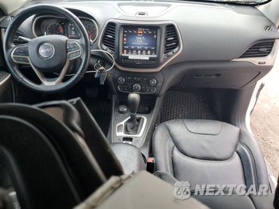 Zdjęcie 8 z 15 samochodu: 2017 JEEP CHEROKEE LATITUDE VIN:1C4PJMCSXHW618726 - miniatura