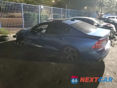 Drugie zdjęcie samochodu z przodu: 2020 VOLVO S60 T6 R-DESIGN VIN:7JRA22TM7LG032143 - miniatura