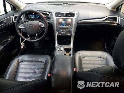 Zdjęcie 8 z 12 samochodu: 2018 FORD FUSION SE HYBRID VIN:3FA6P0LU8JR171784 - miniatura