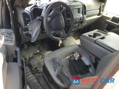 Zdjęcie 8 z 12 samochodu: 2017 FORD F350 SUPER DUTY VIN:1FDRF3GT3HEB38035 - miniatura