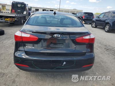 Zdjęcie 6 z 12 samochodu: 2014 KIA FORTE LX VIN:KNAFK4A60E5252742 - miniatura