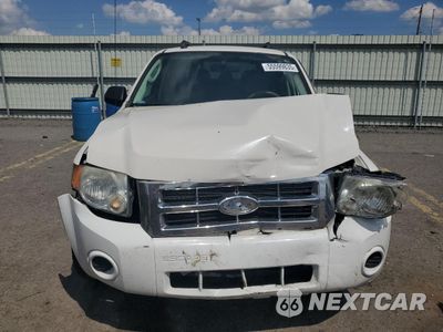 Piąte zdjęcie samochodu w środku: 2012 FORD ESCAPE XLT VIN:1FMCU0D72CKB48101 - miniatura