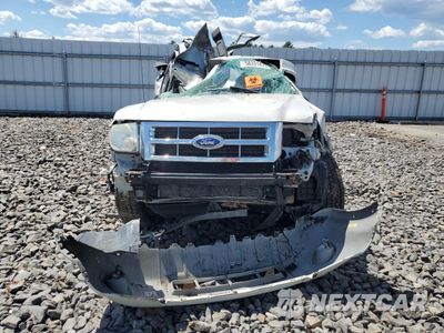 Piąte zdjęcie samochodu w środku: 2011 FORD ESCAPE XLT VIN:1FMCU0D73BKB96298 - miniatura