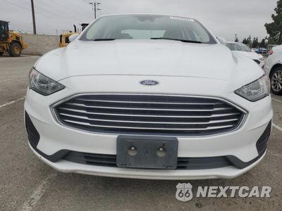 Piąte zdjęcie samochodu w środku: 2019 FORD FUSION SE VIN:3FA6P0LU4KR124902 - miniatura