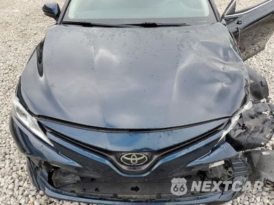 Zdjęcie 11 z 15 samochodu: 2018 TOYOTA CAMRY L VIN:4T1B11HK9JU512587 - miniatura
