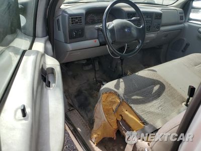 Zdjęcie 8 z 15 samochodu: 2003 FORD F550 SUPER DUTY VIN:1FDAF57P63ED28867 - miniatura