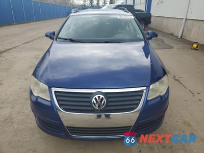 Piąte zdjęcie samochodu w środku: 2009 VOLKSWAGEN PASSAT WAGON KOMFORT VIN:WVWLK73C59E070499 - miniatura