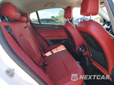 Zdjęcie 10 z 14 samochodu: 2020 ALFA ROMEO STELVIO VIN:ZASPAJANXL7C92464 - miniatura