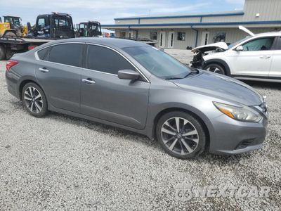 Czwarte zdjęcie samochodu z boku: 2016 NISSAN ALTIMA 2.5 VIN:1N4AL3AP5GC141508 - miniatura