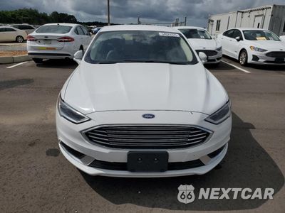 Piąte zdjęcie samochodu w środku: 2018 FORD FUSION SE HYBRID VIN:3FA6P0LU5JR281904 - miniatura