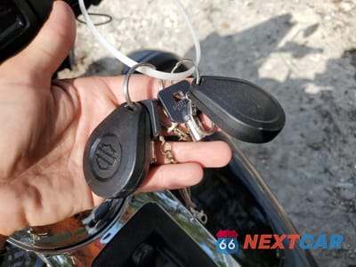 Zdjęcie 8 z 9 samochodu: 2022 HARLEY-DAVIDSON FLHTCUTG VIN:1HD1MAF12NB852780 - miniatura