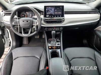 Zdjęcie 8 z 14 samochodu: 2024 JEEP COMPASS LIMITED VIN:3C4NJDCN5RT131362 - miniatura