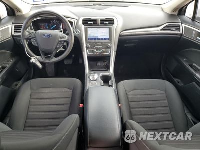 Zdjęcie 8 z 13 samochodu: 2020 FORD FUSION SE VIN:3FA6P0LU0LR119102 - miniatura