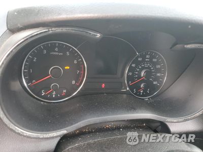 Zdjęcie 9 z 14 samochodu: 2017 KIA FORTE LX VIN:3KPFK4A72HE069377 - miniatura