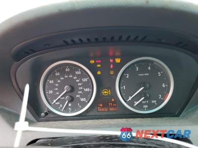 Zdjęcie 9 z 13 samochodu: 2004 BMW 645 CI AUTOMATIC VIN:WBAEH73455B193499 - miniatura