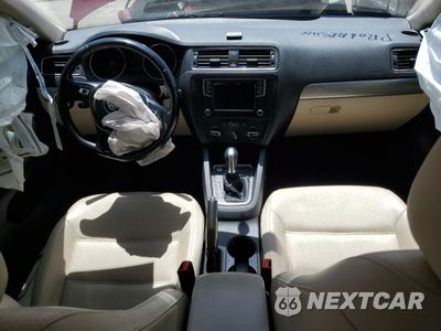 Zdjęcie 8 z 12 samochodu: 2018 VOLKSWAGEN JETTA SE VIN:3VWDB7AJ0JM207396 - miniatura