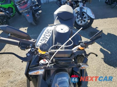 Piąte zdjęcie samochodu w środku: 2015 KTM 1290 SUPER DUKE R VIN:VBKV39405FM922694 - miniatura